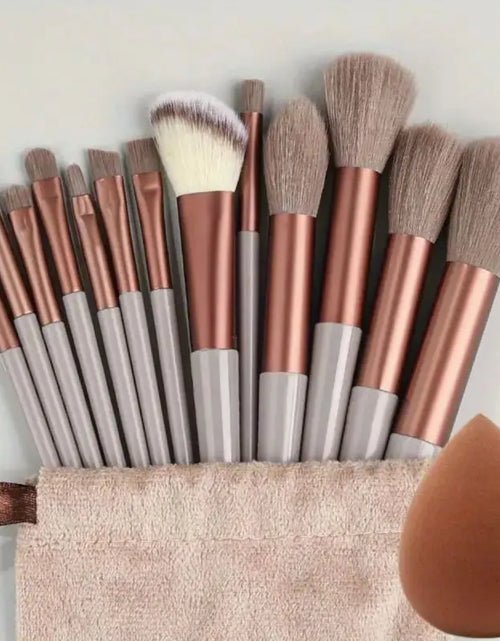 Load image into Gallery viewer, Makeup Brush Set Soft Fluffy Professiona Cosmetic Foundation Powder Eyeshadow Kabuki Blending Make up Brush Beauty Tool Makeup

