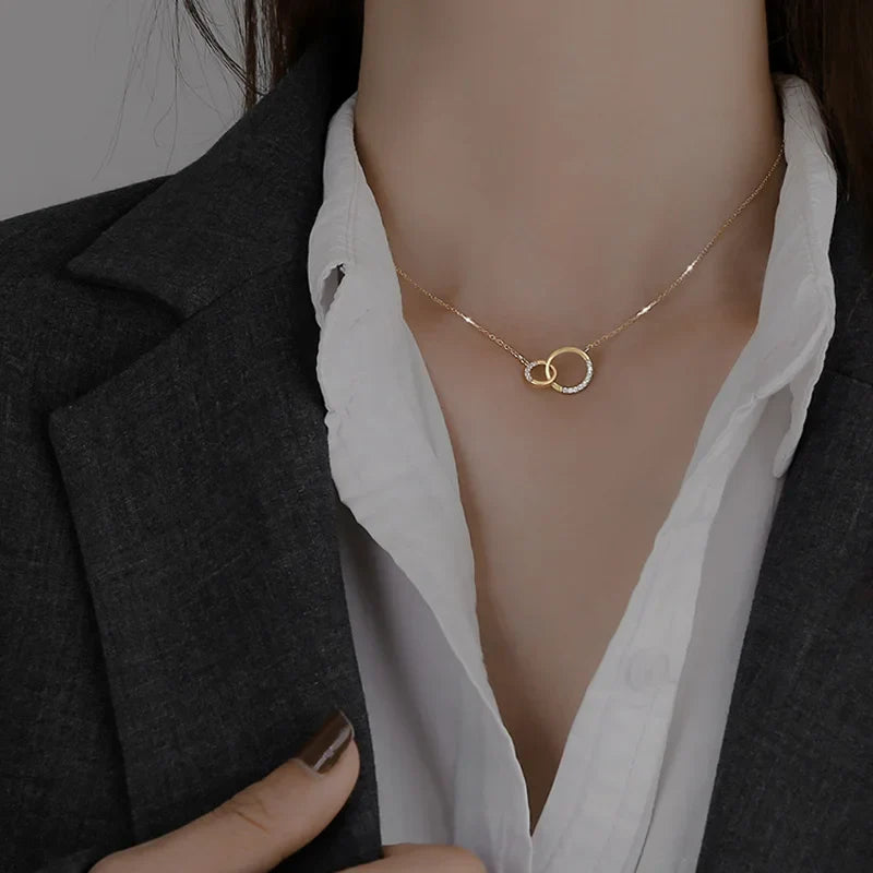 Stylish Double Circle Pendant Necklace
