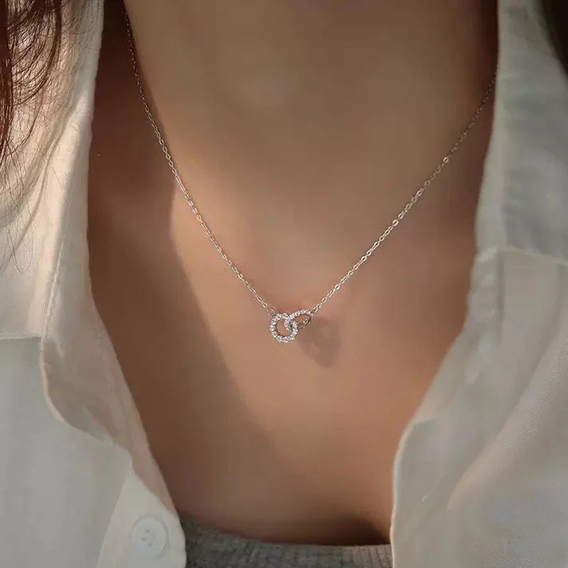 Stylish Double Circle Pendant Necklace