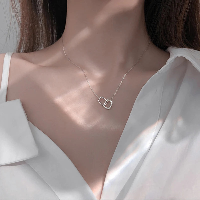 Stylish Double Circle Pendant Necklace