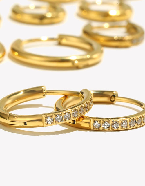 Load image into Gallery viewer, Waterproof Gold-Plated Round Earrings – Elegant Stainless Steel Hoops
