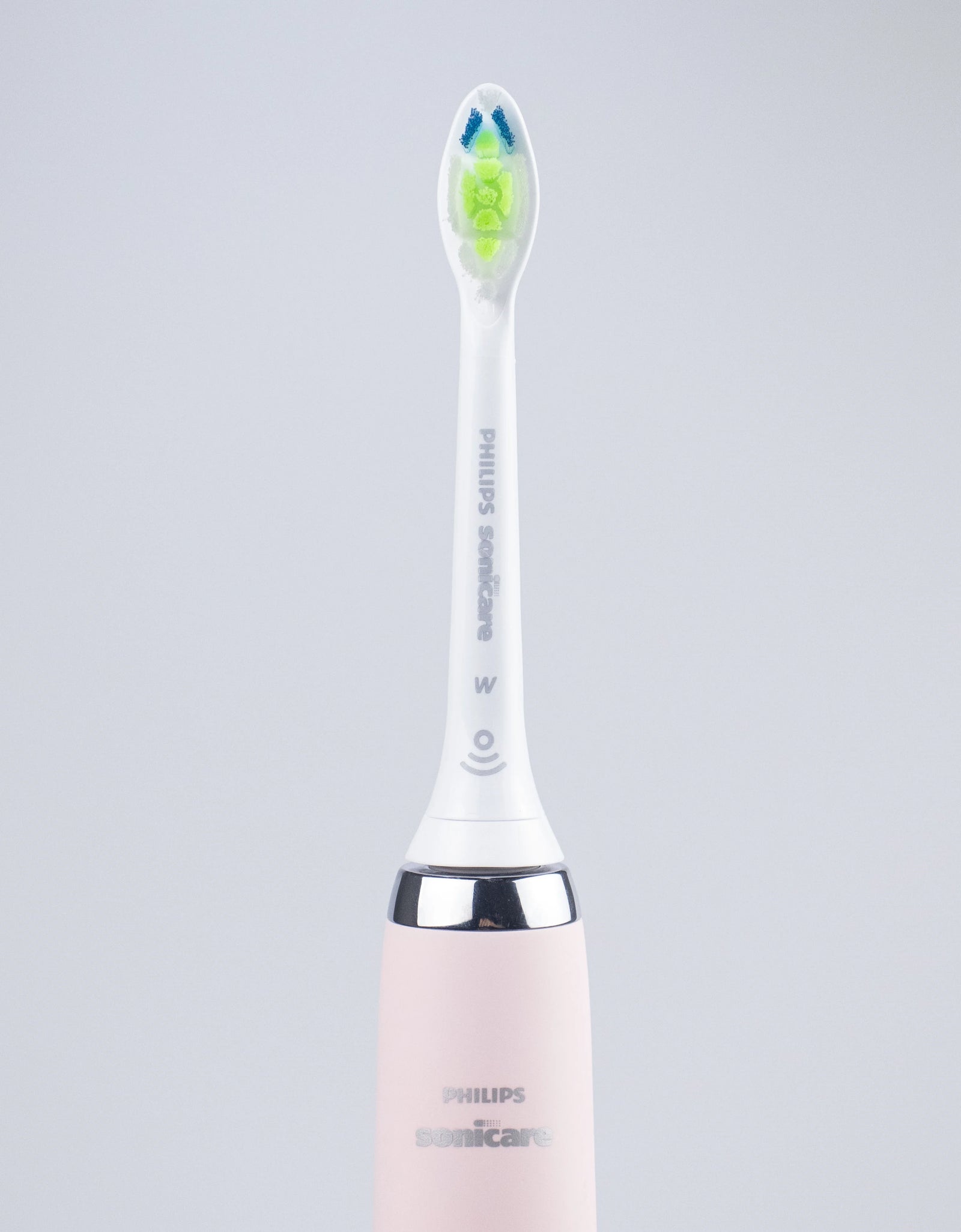 Sonicare Diamond Clean HX9362 Electric Toothbrush Handle,Equipped with a Travel Charging Case and Two Brush Heads