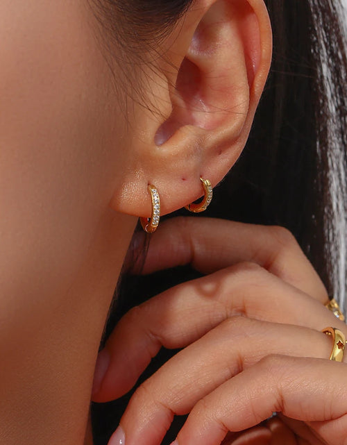 Load image into Gallery viewer, Waterproof Gold-Plated Round Earrings – Elegant Stainless Steel Hoops

