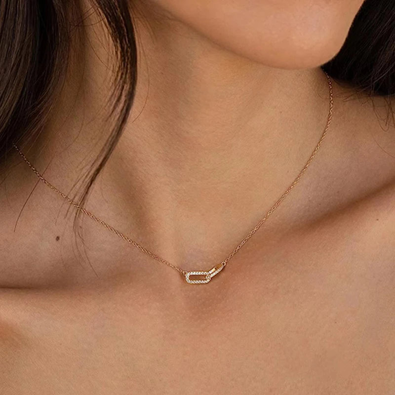 Stylish Double Circle Pendant Necklace