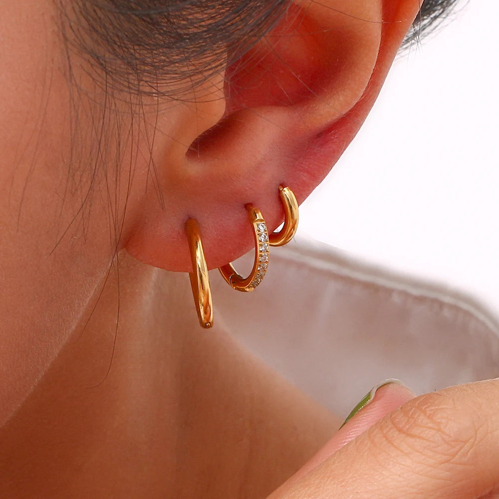 Waterproof Gold-Plated Round Earrings – Elegant Stainless Steel Hoops